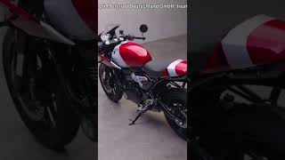 Triumph Thruxton 400 rot/weiß 2026 (Video-Quelle: triumph-mediakits.com) / KraftStoff tv MOTORRAD
