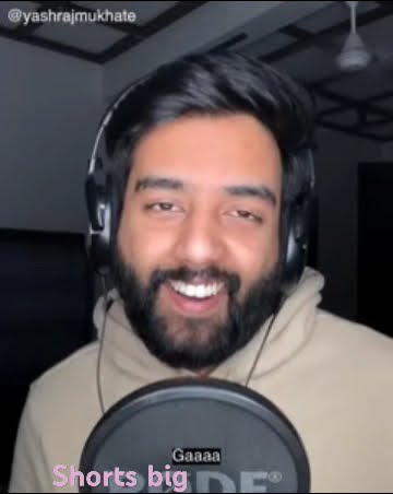 #comedy copy paste reels good to subscribe please like and share - YouTube