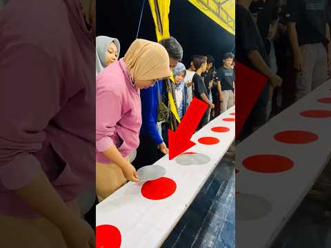 Esta Chica Descifró el Juego de Rellenar el Circulo con Este Truco 🤯