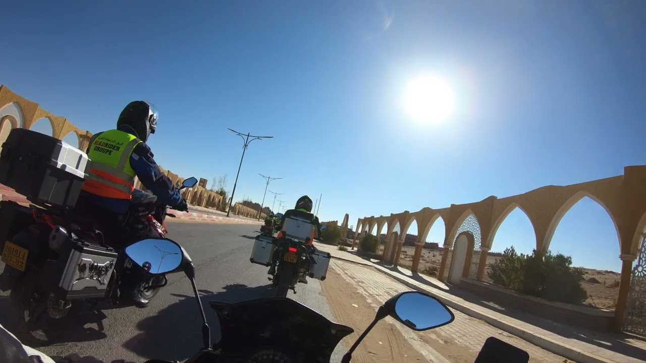 خرجة و جولة في حاسي مسعود ولاية ورقلة مع فريق رياض رايدر في 05/01/2025 فيديو5