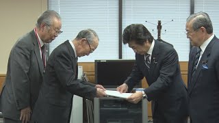 厚労相「深くおわび」 原告と面会、建設石綿訴訟