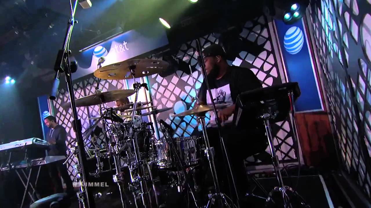 Juicy J Feat. Wiz Khalifa Performs 