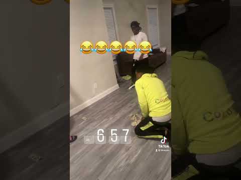 Guarda Lil54 Shooting dice and hits TRIPSSSSSSS🎲🔥😂 #dice #lil54 su YouTube Guarda Lil54 Shooting dice and hits TRIPSSSSSSS🎲🔥😂 #dice #lil54 su YouTube