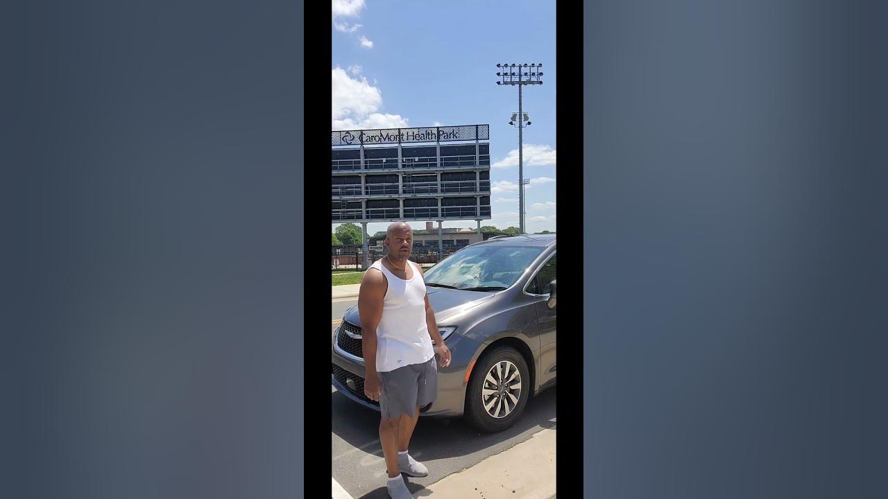 It's Electric America's First PlugIn Hybrid Minivan YouTube