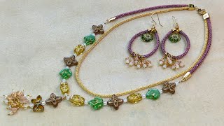 Czech glass & SilverSilk necklace and earrings with the Chateau in Bloom Sam