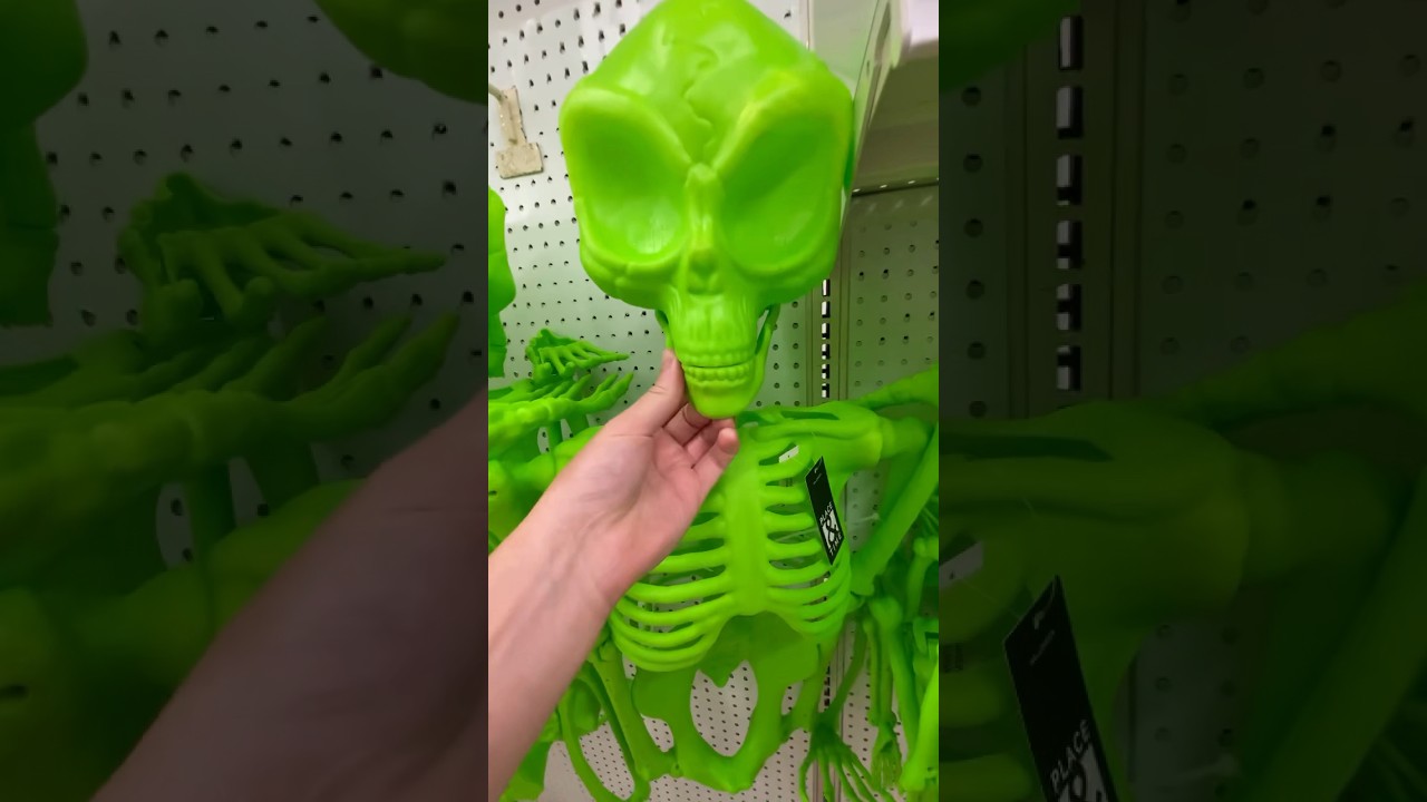 This ALIEN SKELETON Got Me FREAKING OUT at #Joann #Halloween2024 #Halloween #HauntFormer
