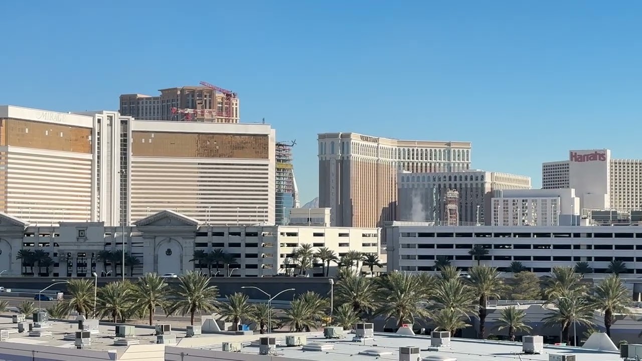 Helicopter providing parts for the building of Hard Rock hotel.