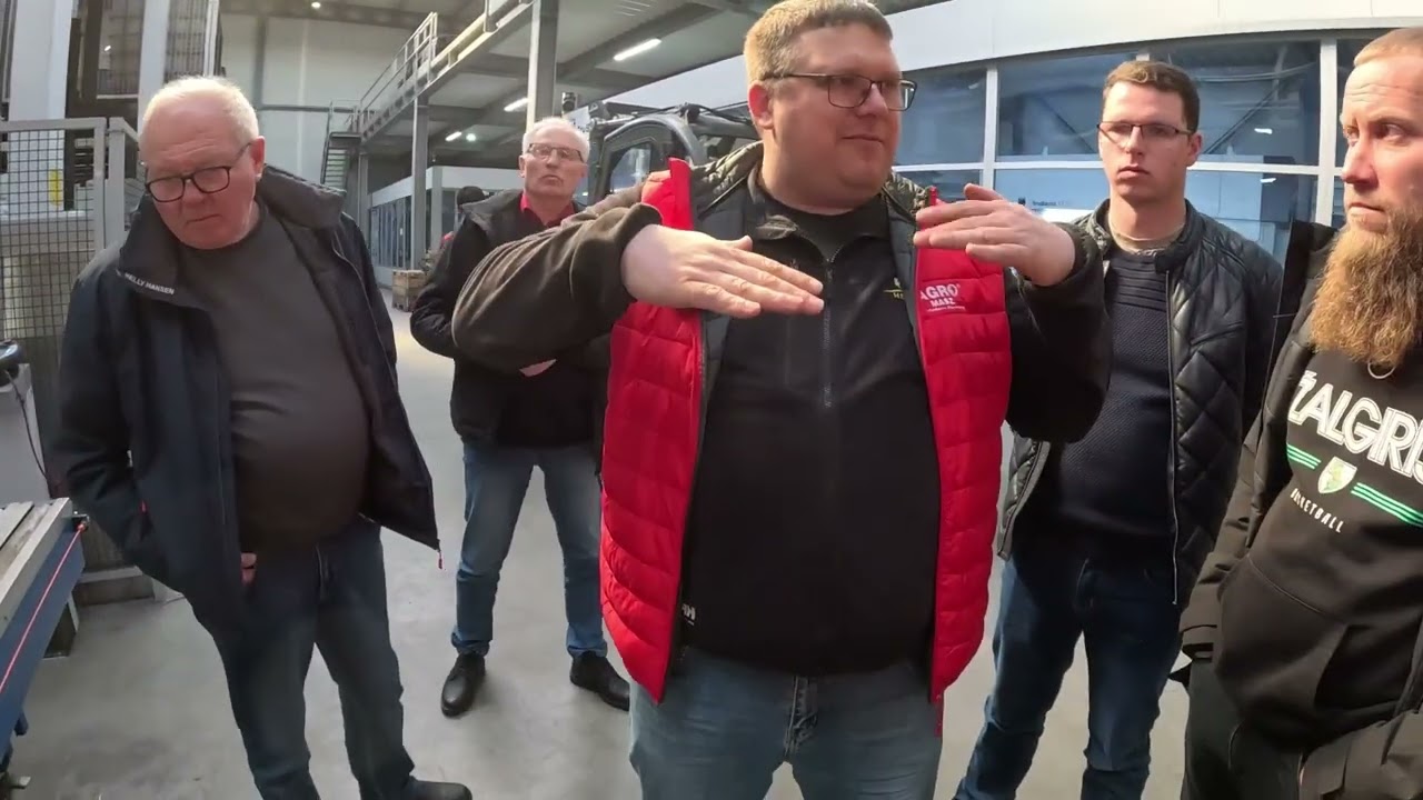 AGRO MASZ Lenkijoje - Žemės ūkio mašinų gamyba nuo pradžios iki galo