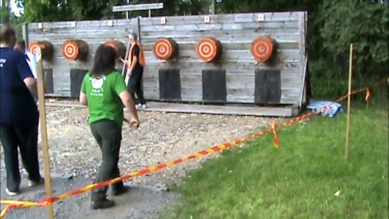 Throwing ax. Yxkastning marathon i Karlskoga 2014, 06 september - YouTube