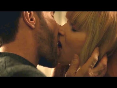 Jennifer Lawrence Kissing Scene 2
