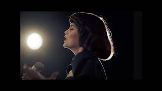 MIREILLE MATHIEU : 'LE CHANT DES PARTISANS'