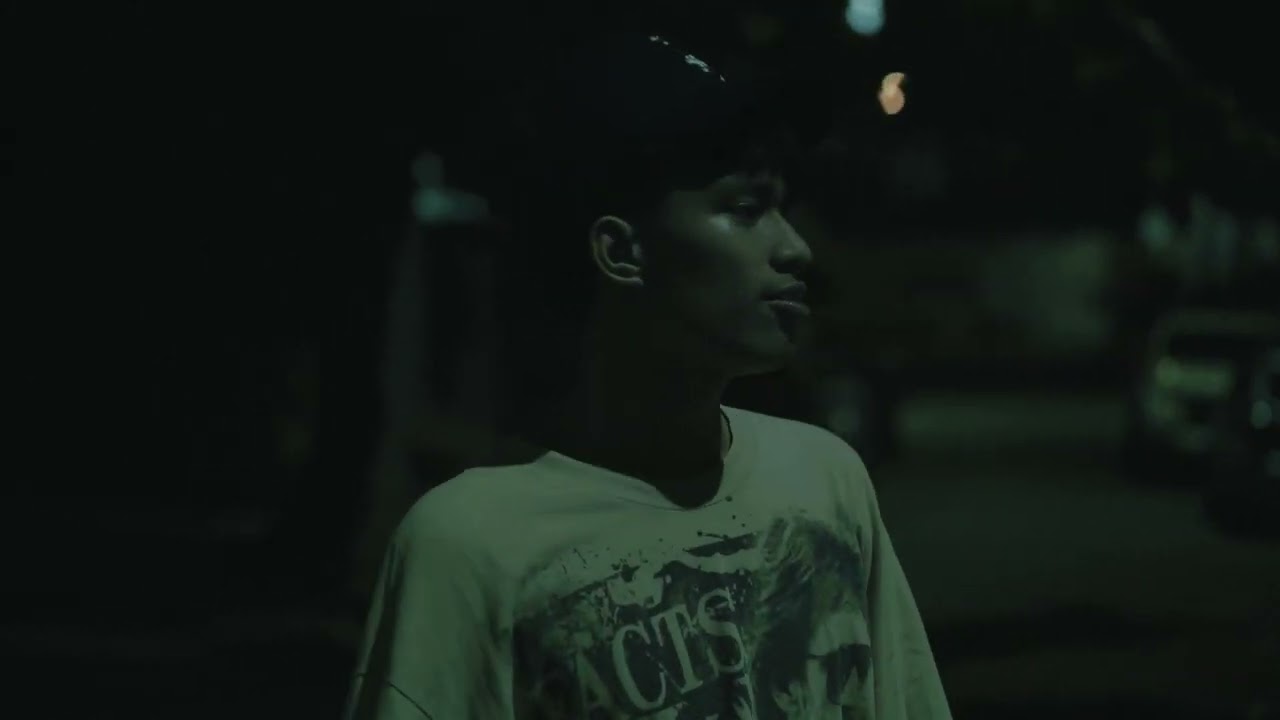 Poly Gy - Ain't Tryna Vibe (Official Music Video)