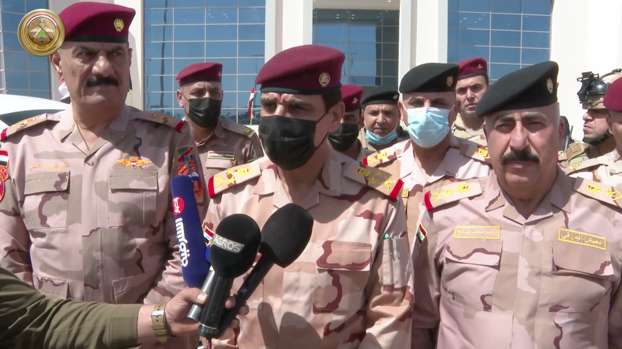 رئيس أركان الجيش يتفقد ناحية النخيب ومنفذ عرعر الحدودي