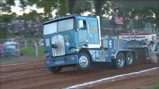 Lucas Oil Hot Rod Semi Trucks At Shippensburg