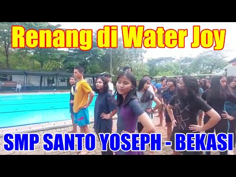 Pemanasan Sebelum Renang di Water Joy Harvest City