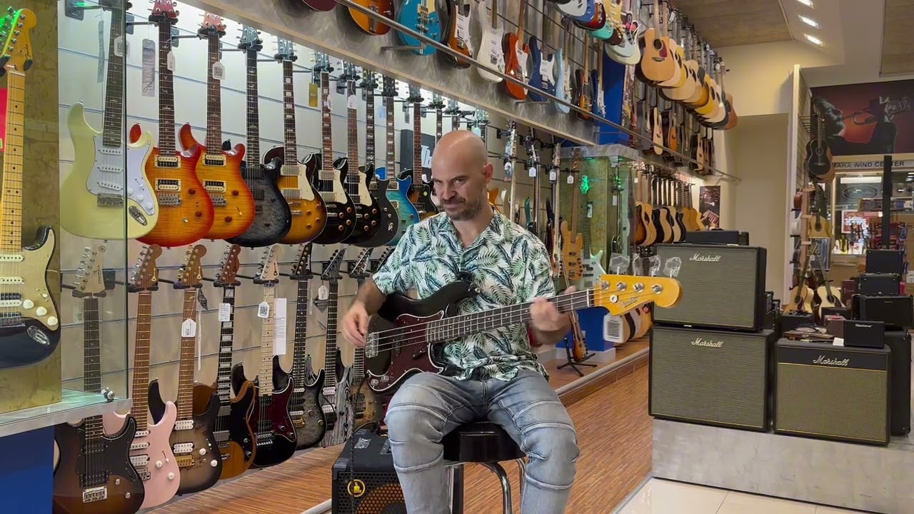 Fender American Vintage II 1960 Precision Bass 3 Tone Sunburst año 2022 (incluye hardcase) - Bajo eléctrico