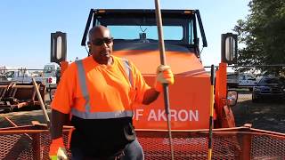 The City of Akron Leaf Removal Program
