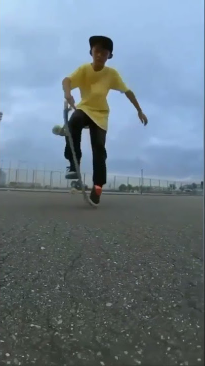Mini kid skater skills🔥🔥whatsapp status📌#shorts