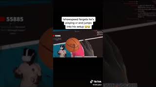 Famous Speed forgot he is playing Vr and jumps into his setup Profile