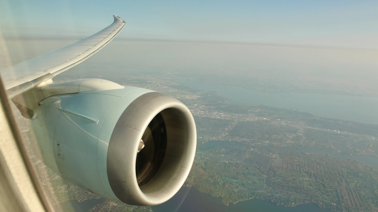 Air Canada Boeing 787-9 Dreamliner Engine Roar Takeoff from Montreal | YUL-YYZ
