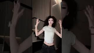 dance #humor #dance #dancer #dancevideo #dancecover #ai #dancemusic #dancechallengesong