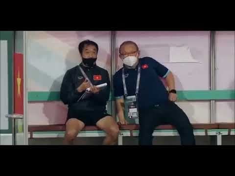 松井大輔の自由奔放すぎる解説に困惑する実況と中村憲剛 Youtube