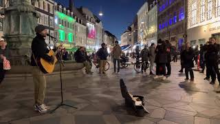 Bryan Adams Song cover by super cool street performer in Copenhagen City🇵🇭❤️🇩🇰