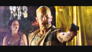 『ジャッジ・ドレッド』本編映像（ガンアクション）