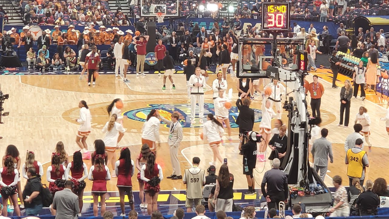 Pre-game & Starting Lineups | South Carolina Gamecocks vs Texas ...