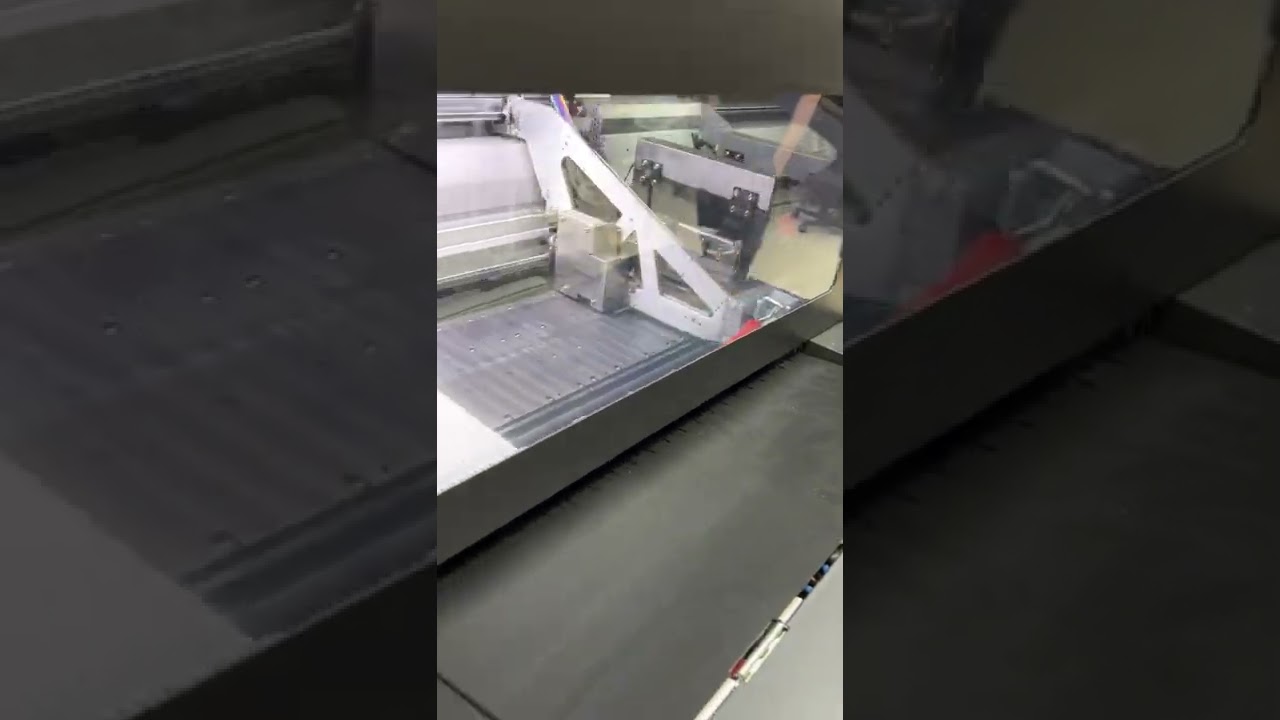 This used HP Latex 1500 is available for an operational inspection.