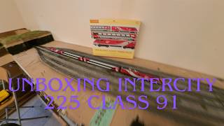 Unboxing Hornby Class 91 and Intercity 225 Virgin Trains East Coast