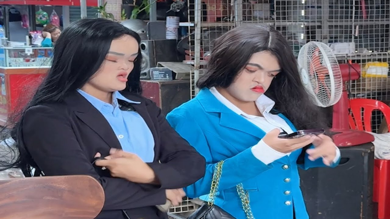 ធ្វើការនៅ Bank 😹ធានាថាសើច😹💦