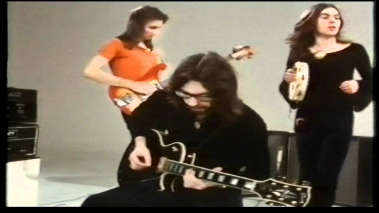 Genesis Live 1972 The Return of Giant Hogweed Popshop HD