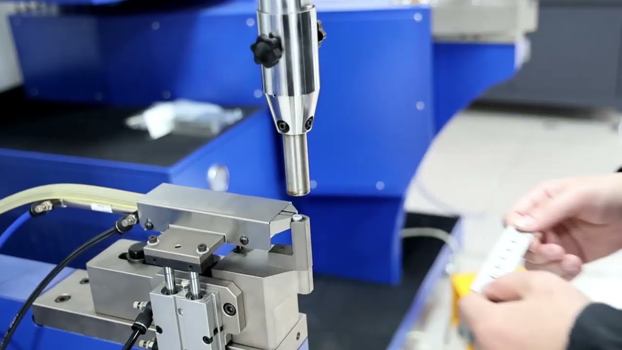 1025MSP Automatic Force Setting Fastener Insertion Machine