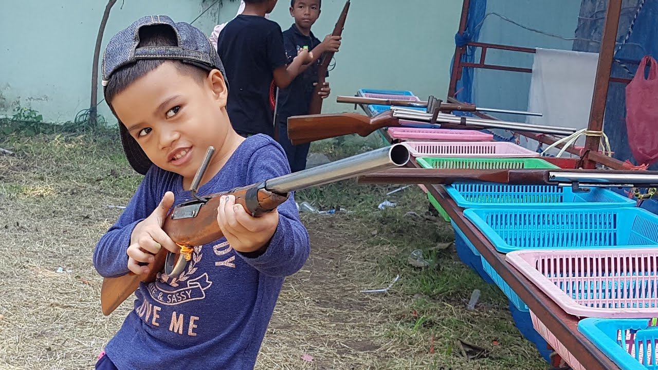 แอมแปร์ยิงปืนลมงานวัด l Air Gun YouTube