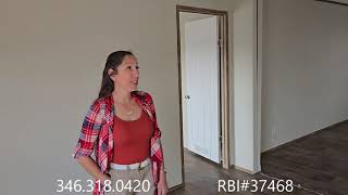REPO HOUSE $99,900 2,200 sq ft