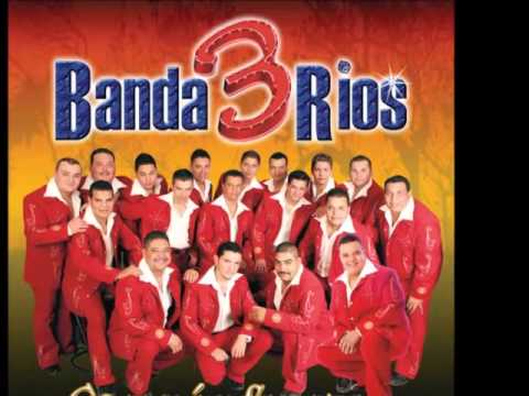 Watch the video for Porque no te vas?