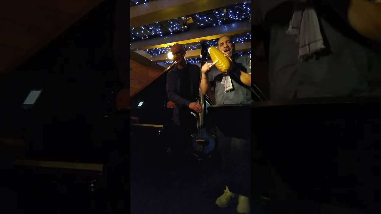 Fender - Jazz Bar Latino - Set 2023 (3)