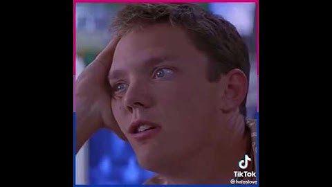 Stu macher was bisexual & in love with Billy (truth!)