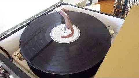 Magnavox record player 33.3 RPM record demo