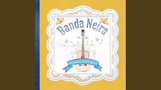 Di Atas Kapal Kertas