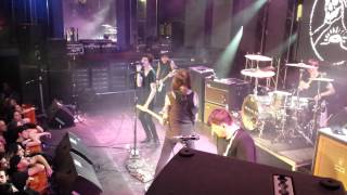 Against Me - Borne On The FM Waves (live)