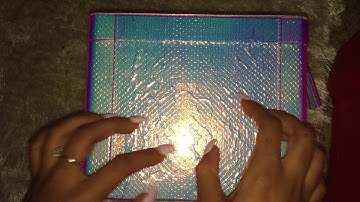 ASMR Scratching and tapping makeup box