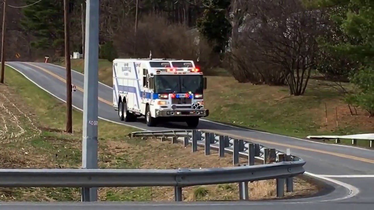 Walkersville Rescue Squad 24 for smoke from a house. YouTube