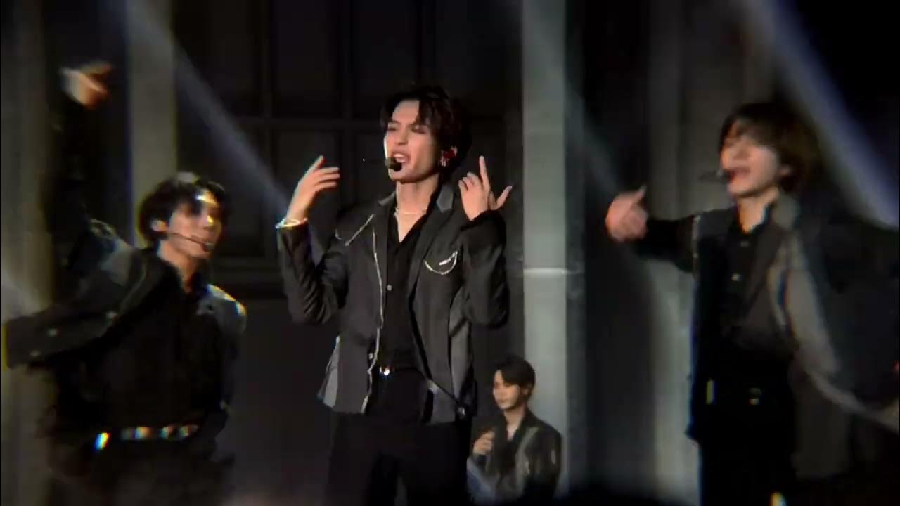 WayV - Love Talk [4K] (WayV Fanmeeting Tour In Jakarta) 20230429 - YouTube