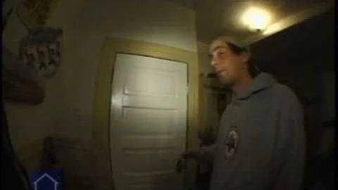411 Video Magazine Issue 57 - Roomies - 6 Newell