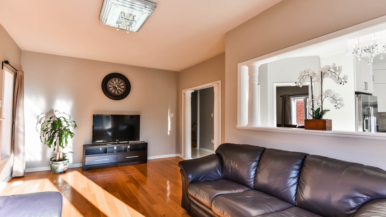 8 Stonebridge Boulevard Toronto | Virtual Tour