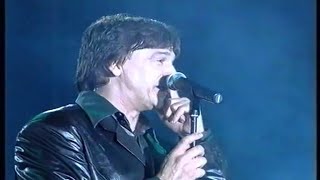 Zdravko Colic - Malo pojacaj radio - (LIVE) - (Beograd) - (Marakana 2001) Resimi