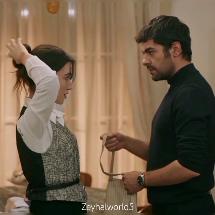 Her beauty, his gaze❤️✨ Ruzgarli Tepe Winds of Love Cemre Arda Gokberk Yildirim #windsoflove #zeyhal