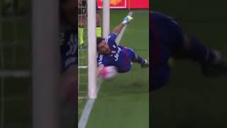 Buffon’s amazing save 🤩